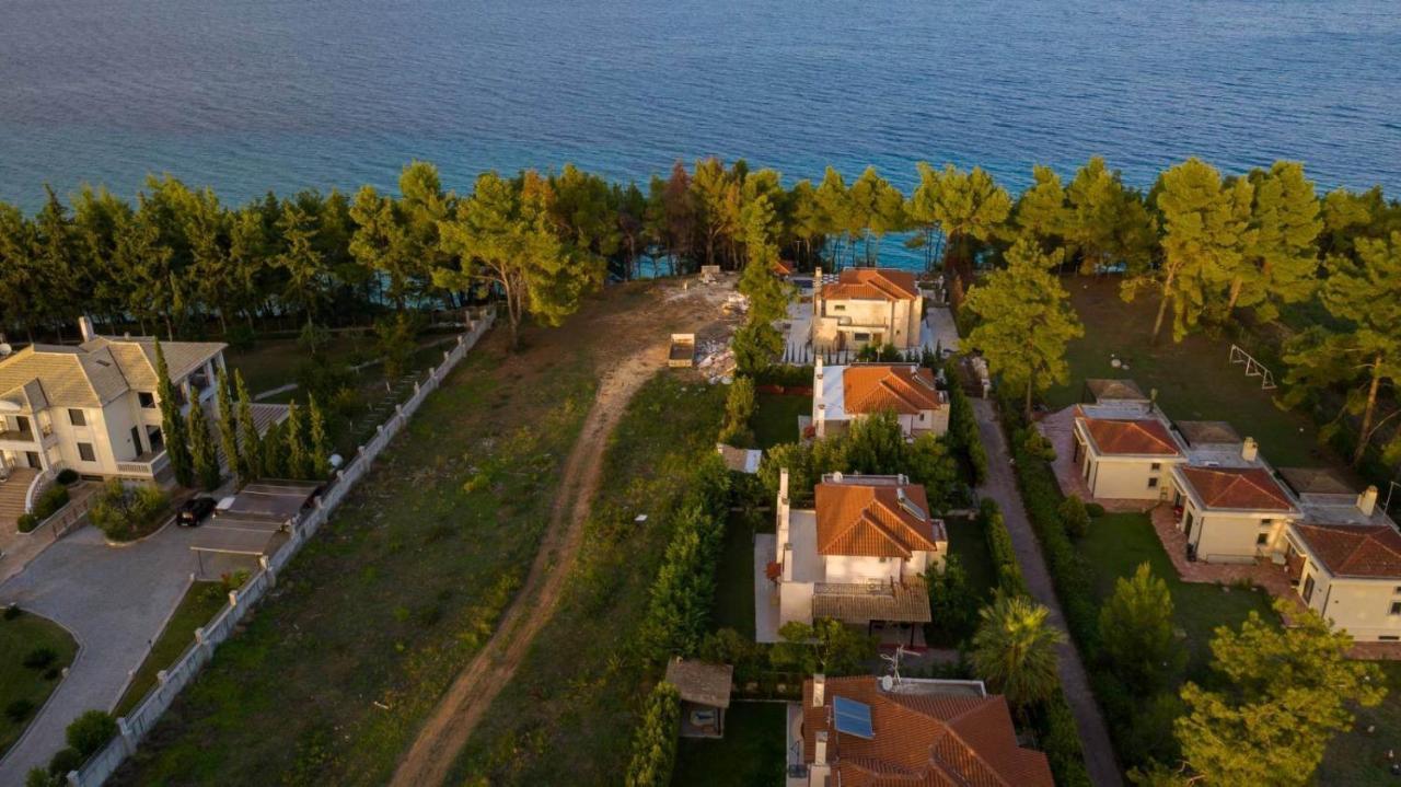 Villa-Danos Afytos Exterior photo