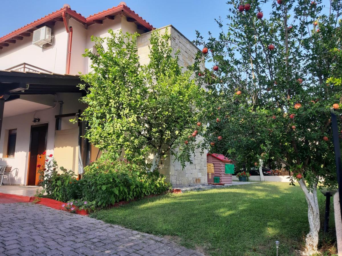 Villa-Danos Afytos Exterior photo