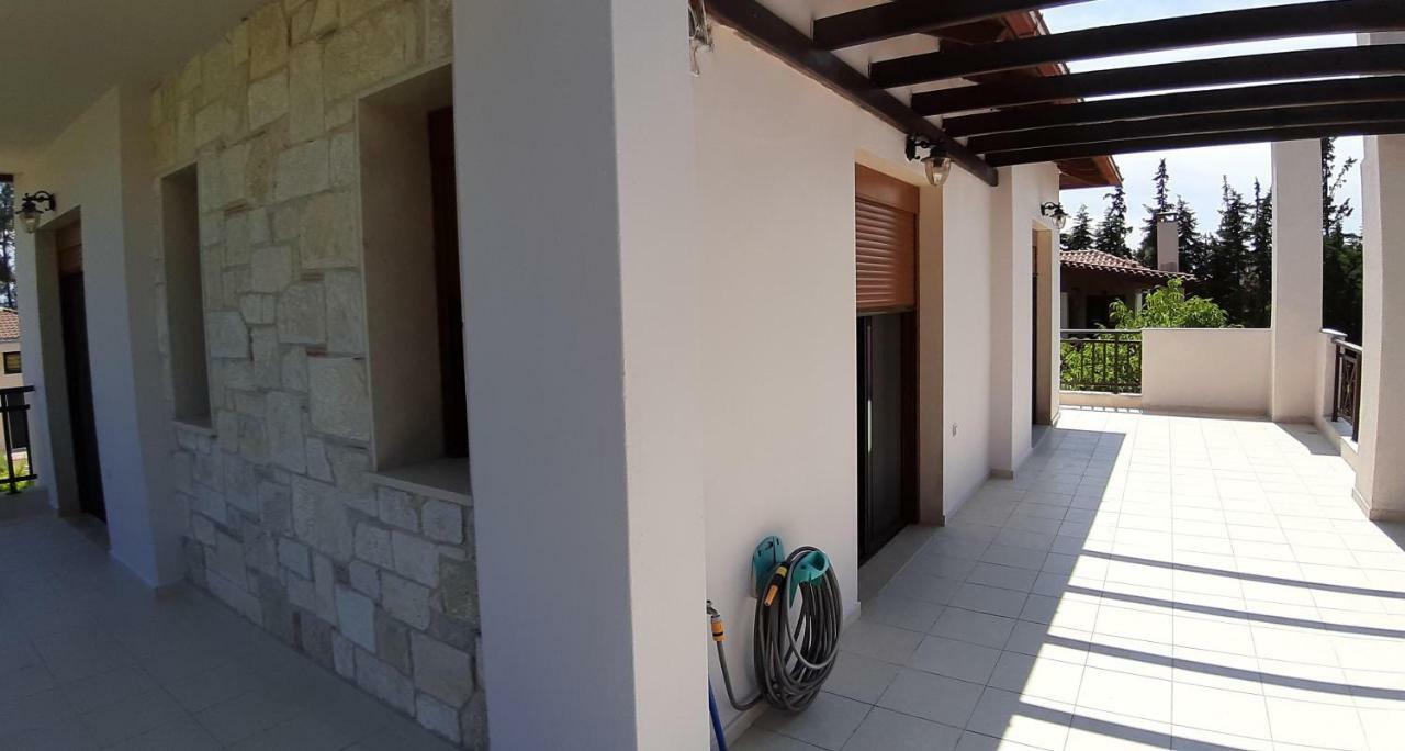 Villa-Danos Afytos Exterior photo